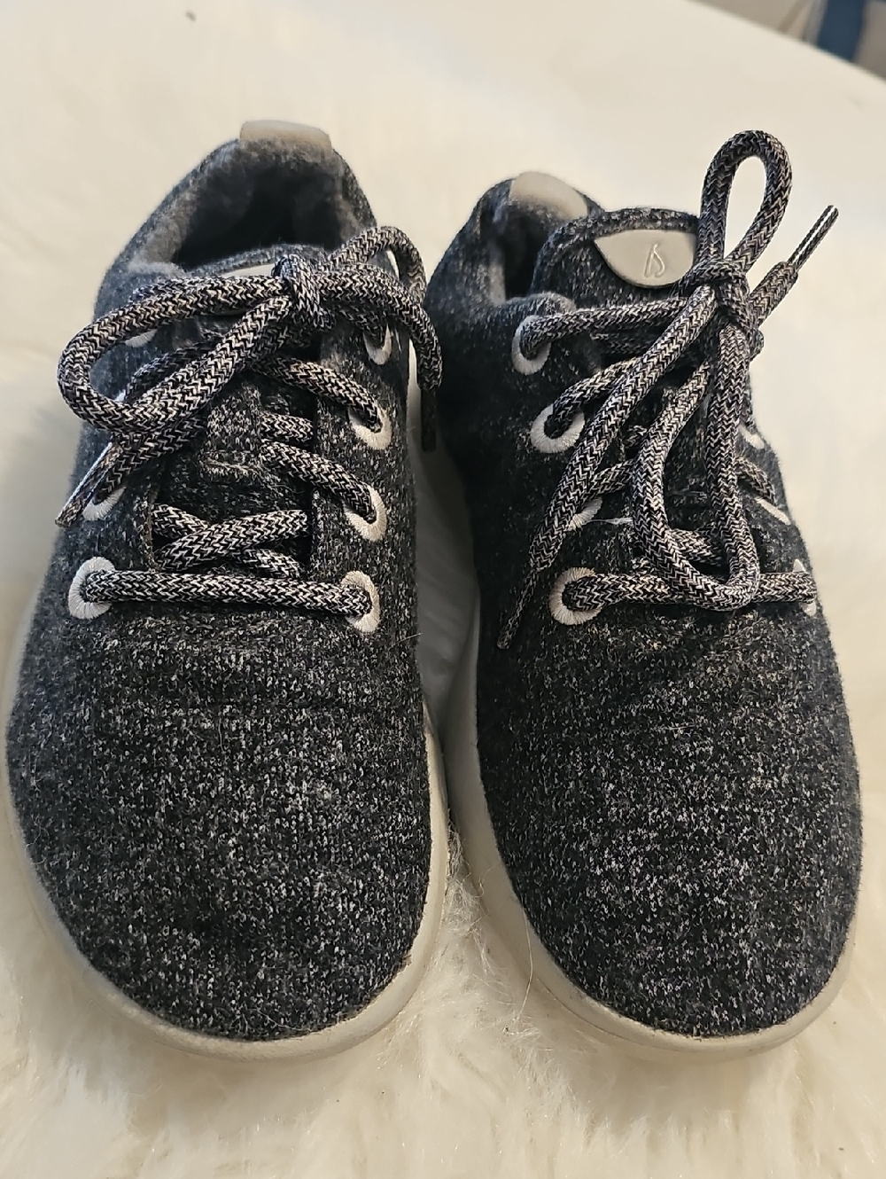 Allbirds Wool Runners Sneakers Womens Size 6 Charcoal‎ Grey Merino Wool Walking
